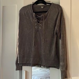 Grey/green sweatshirt/shirt with lace up